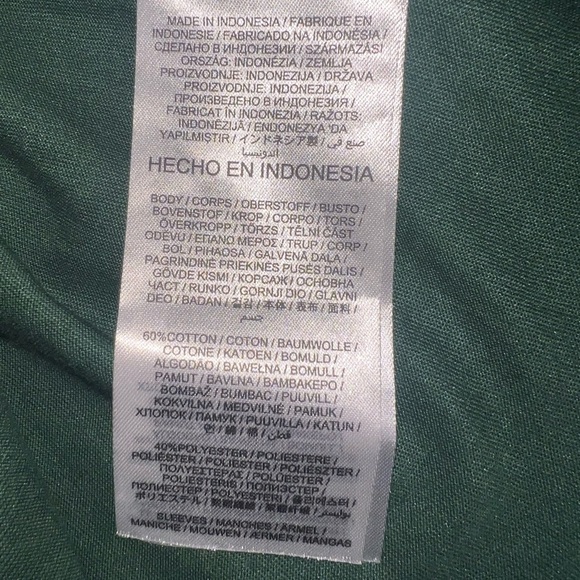 {EUC Women’s Green Bay Packers Nike Dri-FIT Long Sleeve T-Shirt in Green Small} - Picture 7 of 9